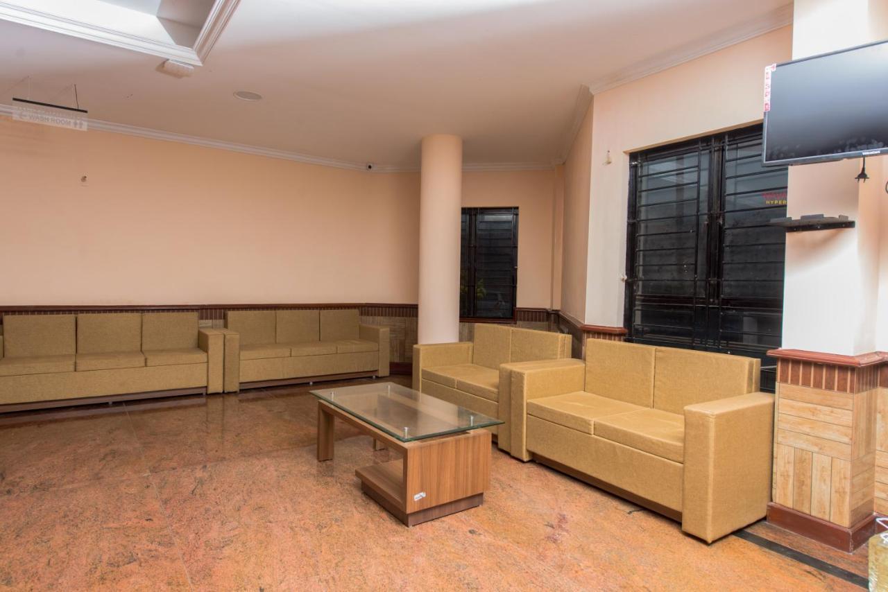 Kallada Golden Hotel Thrissur Exterior photo